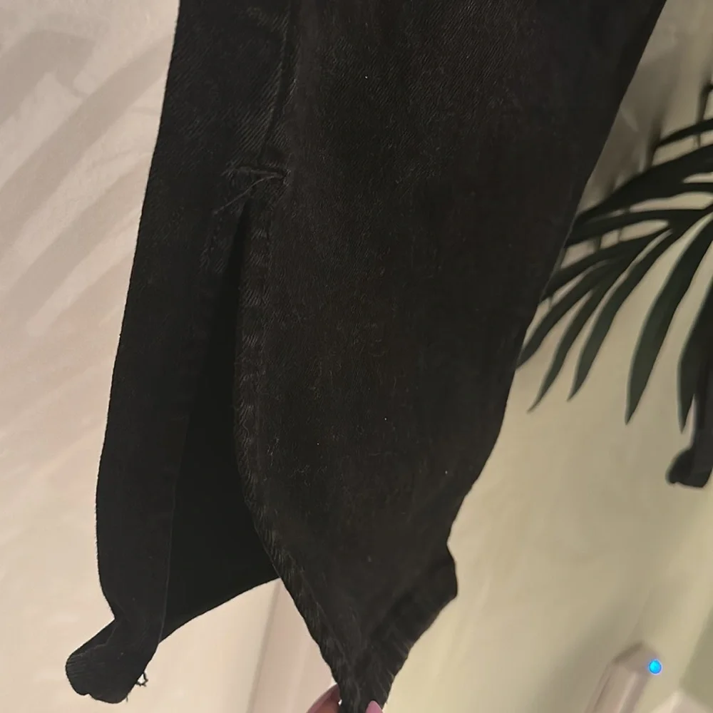 Zara High Rise Split Hem Black Jeans Size 6 | Straight Leg - Picture 6 of 6